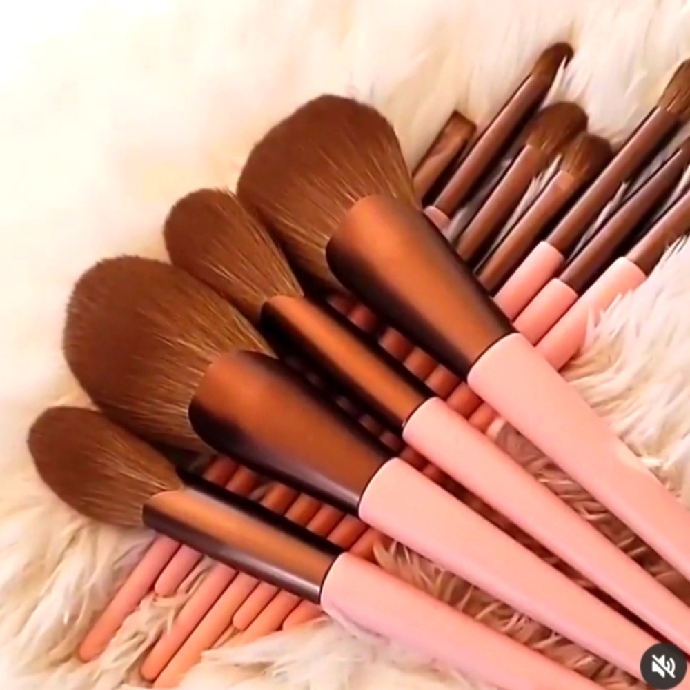 High quality makeup brushes